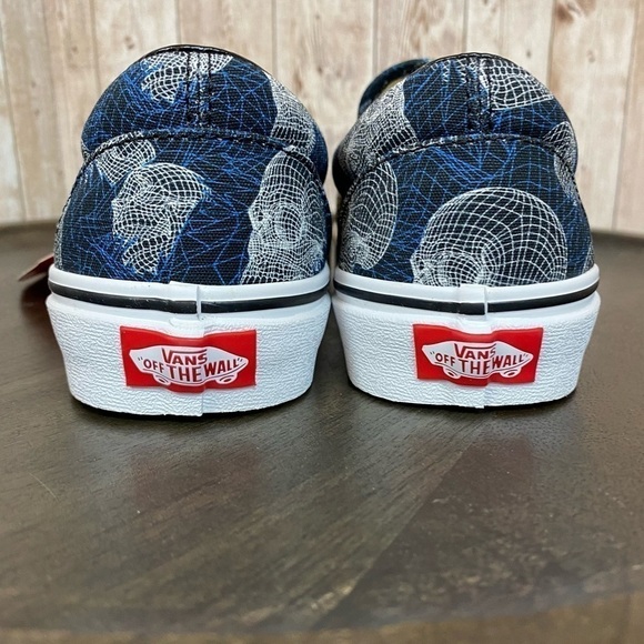 Vans Classic Slip On Wireframe Skulls Sneaker Size 6.5‎ Women - Picture 6 of 11